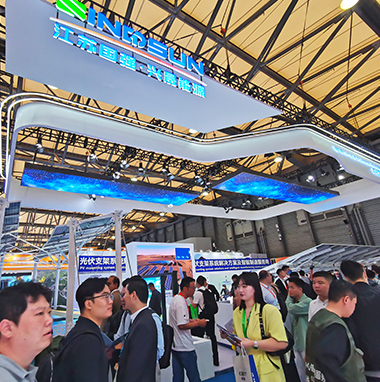 光伏展臺(tái)搭建