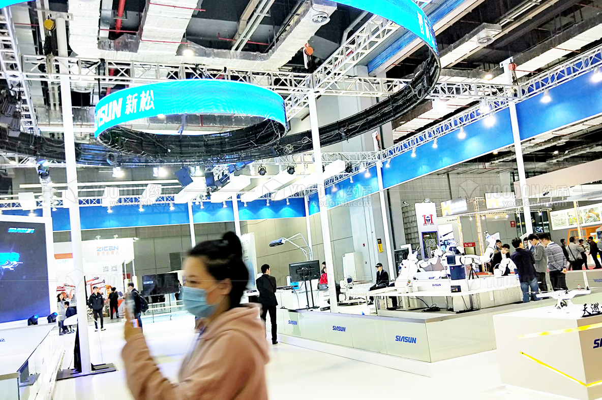 大型展臺設(shè)計搭建